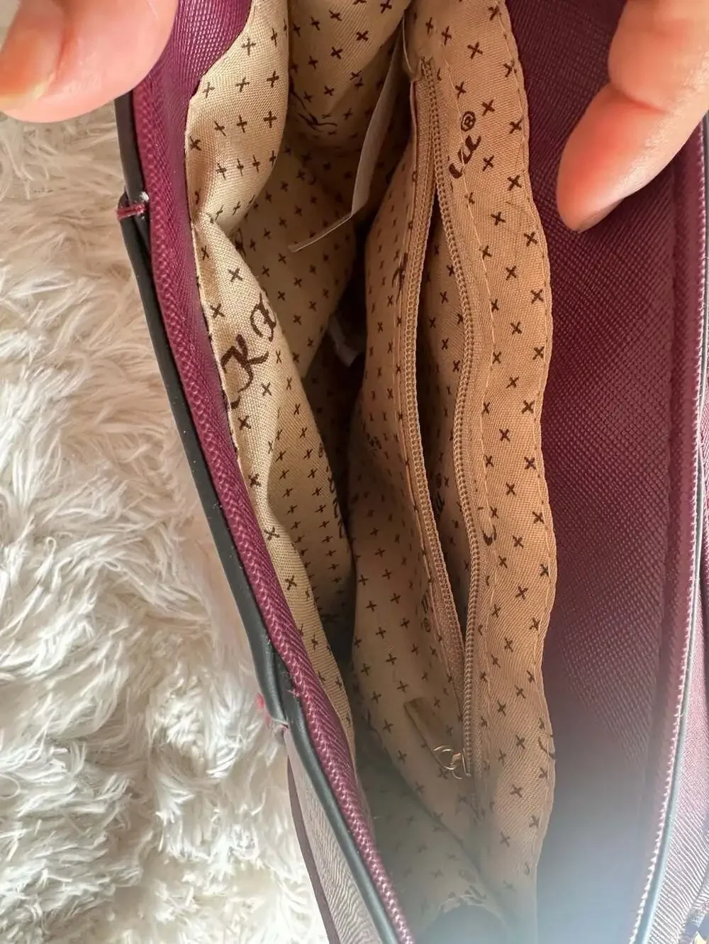 KKXIU Women's Faux Leather Envelope Clutch Crossbody Bag in Burgundy